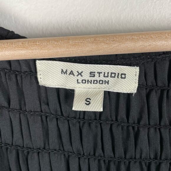 Max Studio Velvet Maxi Dress in Black Size S Smocked Elegant Sleeveless Classic - Picture 4 of 9